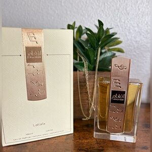 Lattafa Angham Eau de Parfum